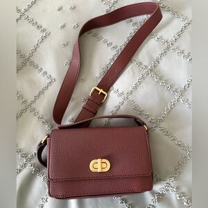 Nanette Lenore Elegant Burgundy Shoulder Bag Minimal Classic Gold Clasp Cross
